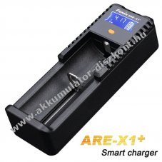 Fenix LCD egyrekeszes gyorst�lt� 18650 26650 16340 14500 10440 Li-Ion Akkumul�torkhoz USB