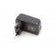Hálózati töltő adapter USB csatlakozással, fekete Hálózati töltő adapter USB csatlakozással, fekete